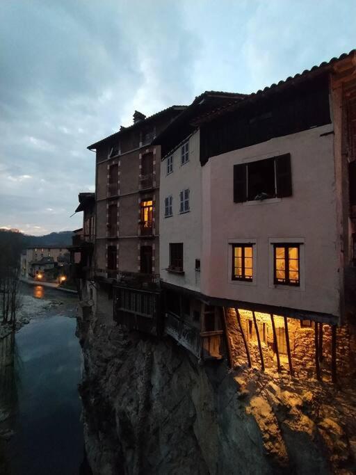 Maison Suspendue Avec Jacuzzi Privatif Pont-en-Royans Exterior photo