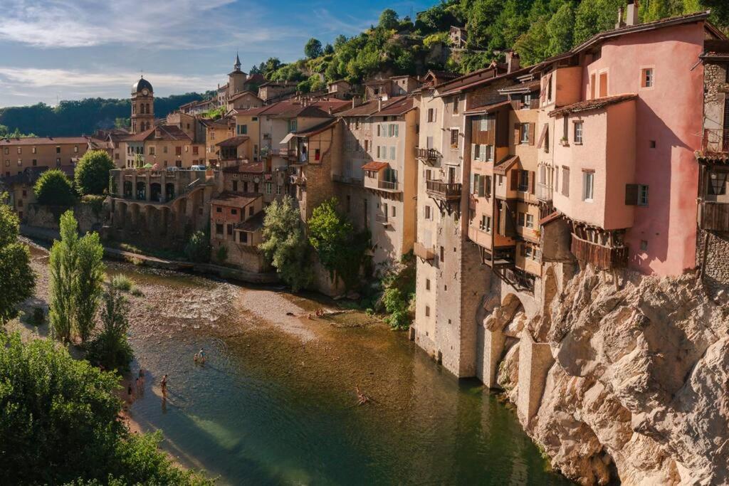 Maison Suspendue Avec Jacuzzi Privatif Pont-en-Royans Exterior photo