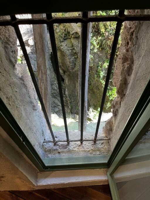 Maison Suspendue Avec Jacuzzi Privatif Pont-en-Royans Exterior photo